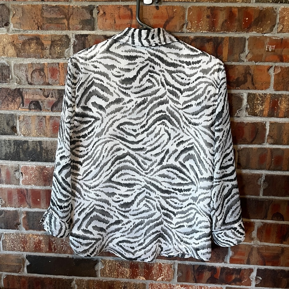 Alfred Dunner Black and White Animal Print Blouse - Picture 3 of 5